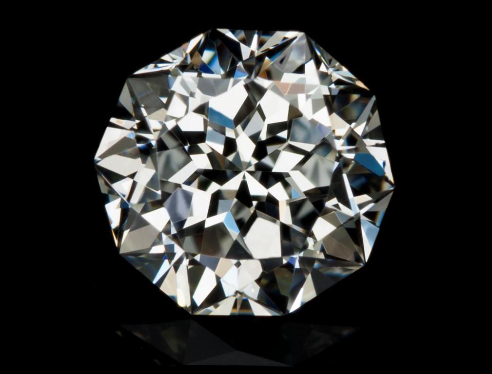 Lili Diamonds Launches 'Space' Branding Campaign